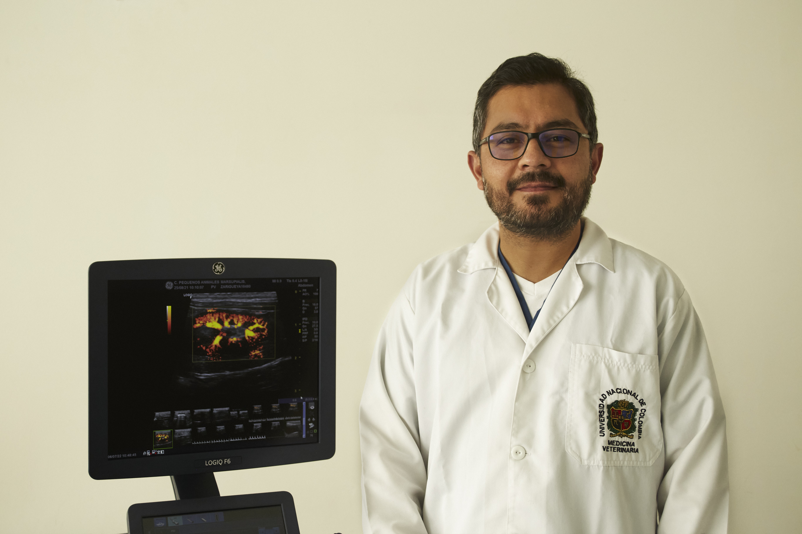 Dr. Henry Omar Meneses Martinez